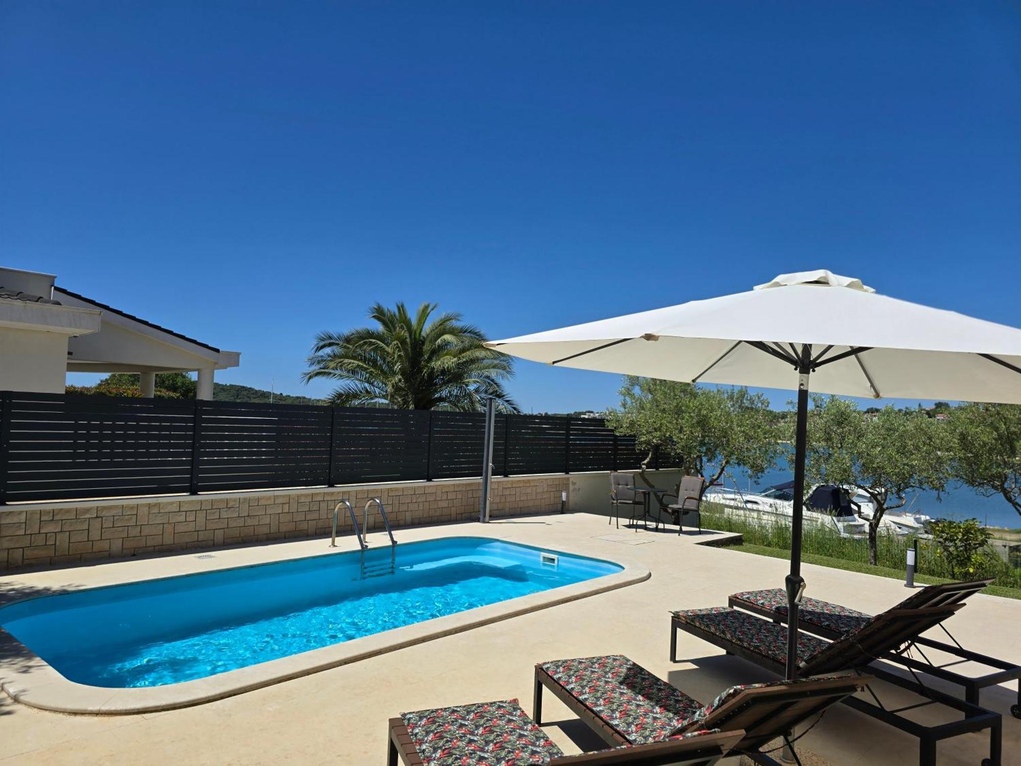 Olive Garden, Apartment With A Private Pool Банджоле Экстерьер фото